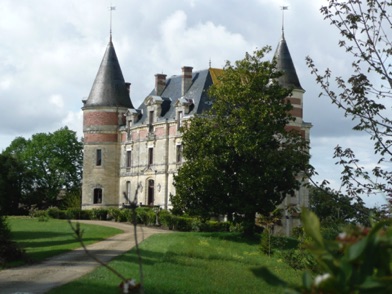 BOMMES
Château Rayne Vigneau